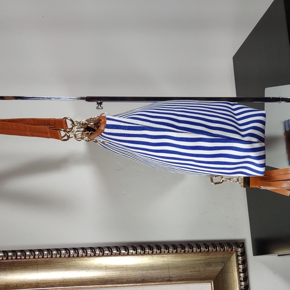 Stripe Canvas Tote Bag - Picture 3 of 8